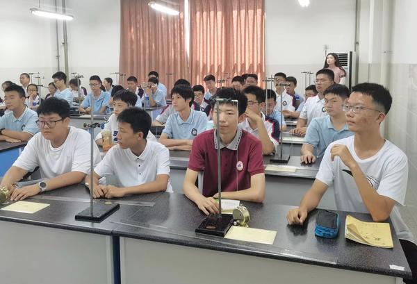 探秘科学 成就未来 (8)