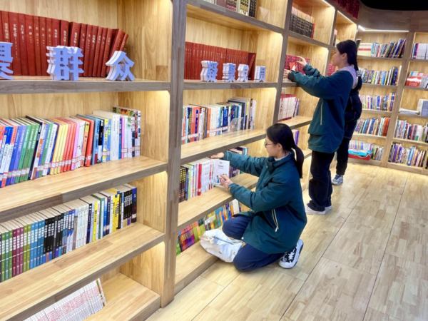 气象科普进社区，志愿精神暖人心 (2)