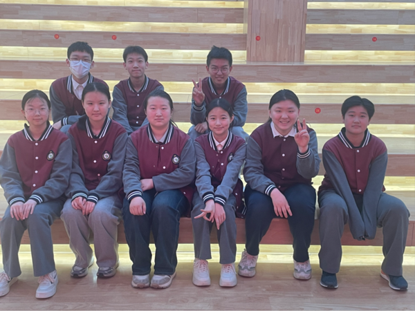 心手相连，共建美好家园 (3)