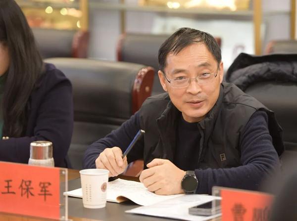 郑州七中教育集团党委书记王保军作总结